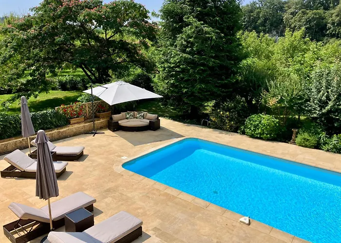 Villa La Tuilerie Grange (Adults Only) à Le Bugue avec Piscine