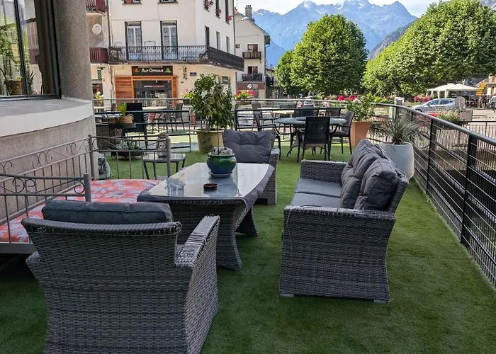 Hotels in Le Bourg-dʼOisans