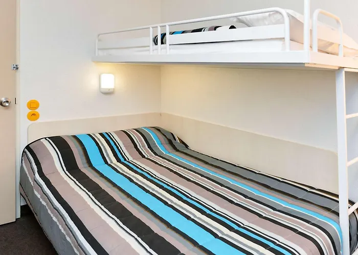 Hotel Tours Nord Notre-Dame-d'Oe