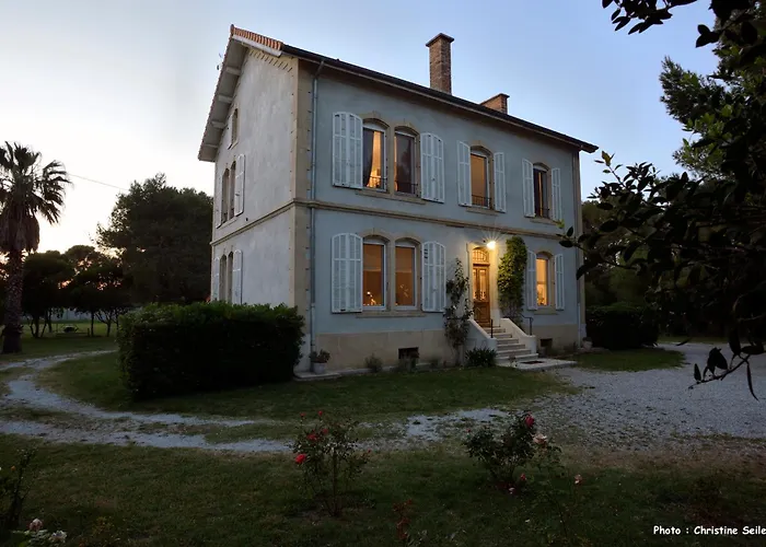 Bed and Breakfast Un Nid En Camargue à Salin-de-Giraud