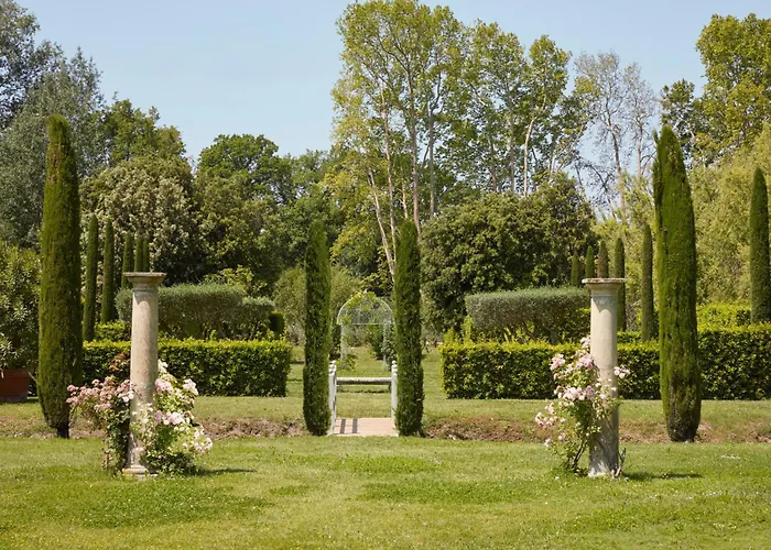 Domaine De Chalamon - Fontenille Collection Saint-Remy-de-Provence