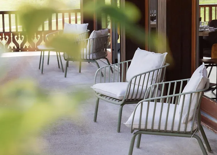 Cruseilles Hotels