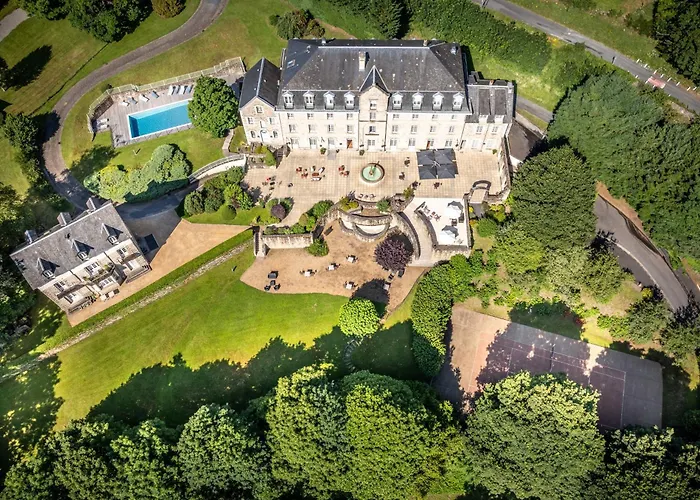 Correze Hotels