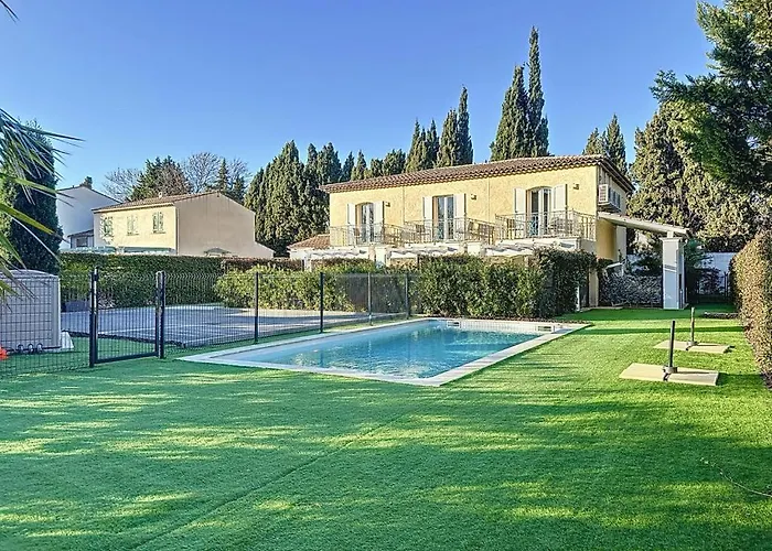 Le Clos de Saint Aygulf avec Piscine