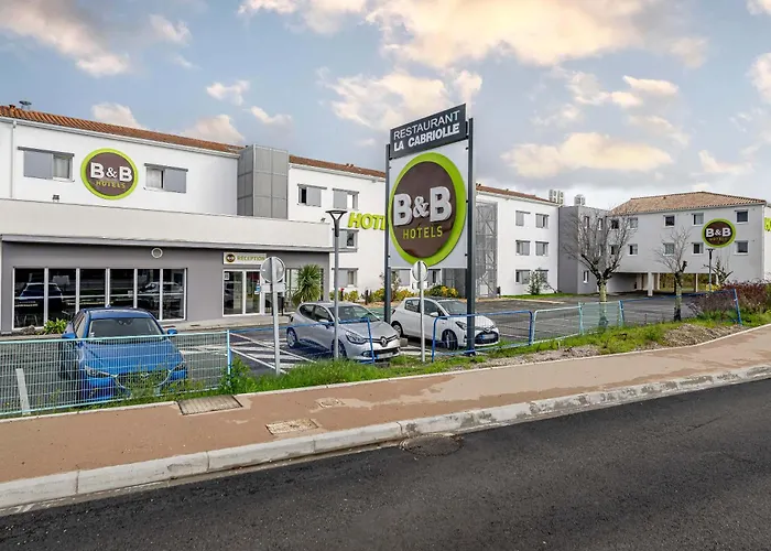 Le Haillan Hotels