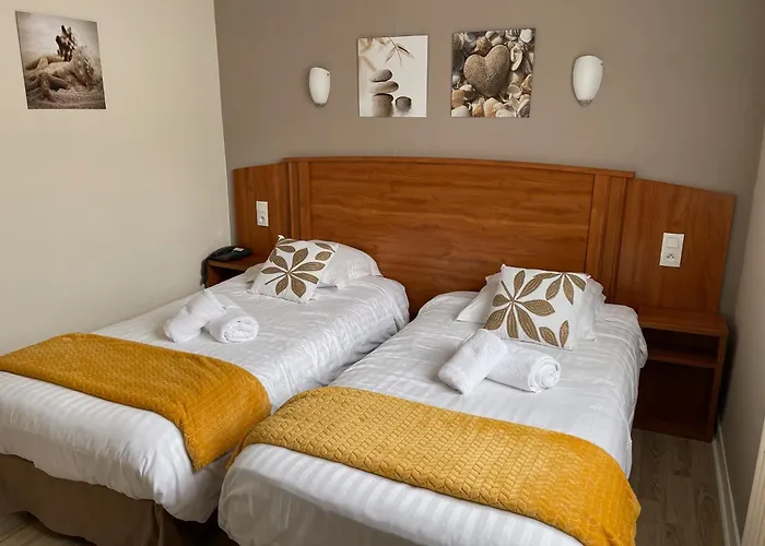 Le Faou Hotels
