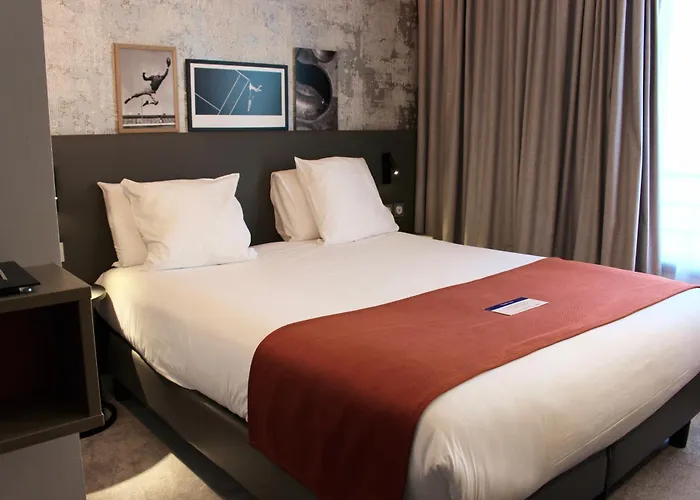 Quetigny Hotels