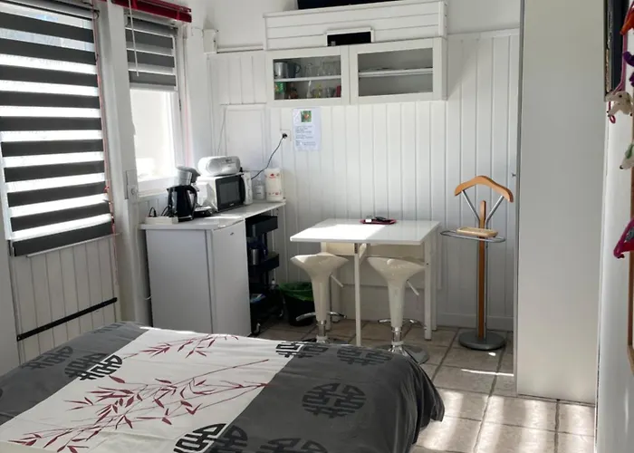 Bed and Breakfast La Coccinelle à Nîmes