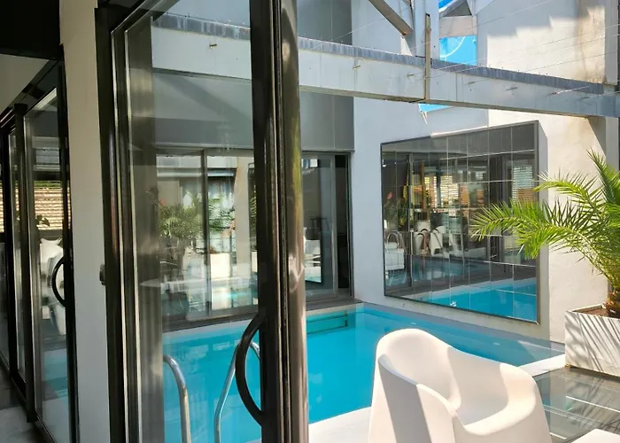 Be Loft B&B Pool & Spa Avignon