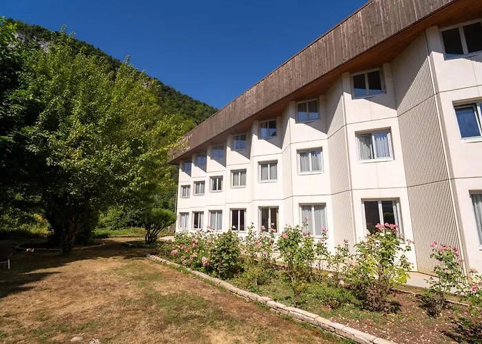 Hotels in Nantua
