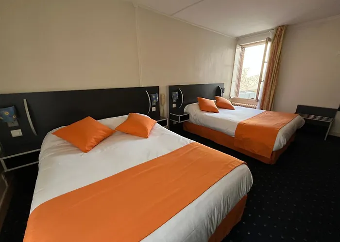 Beaumont-sur-Sarthe Hotels