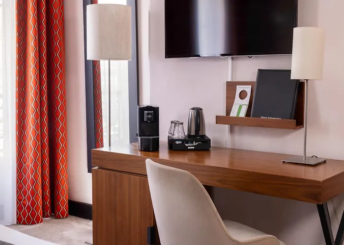 Hotel Elysees Bassano Parijs