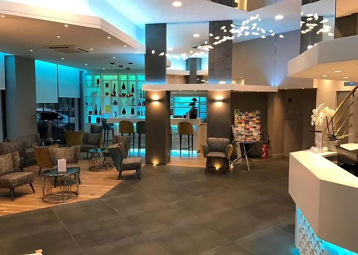 Hotels in Annecy