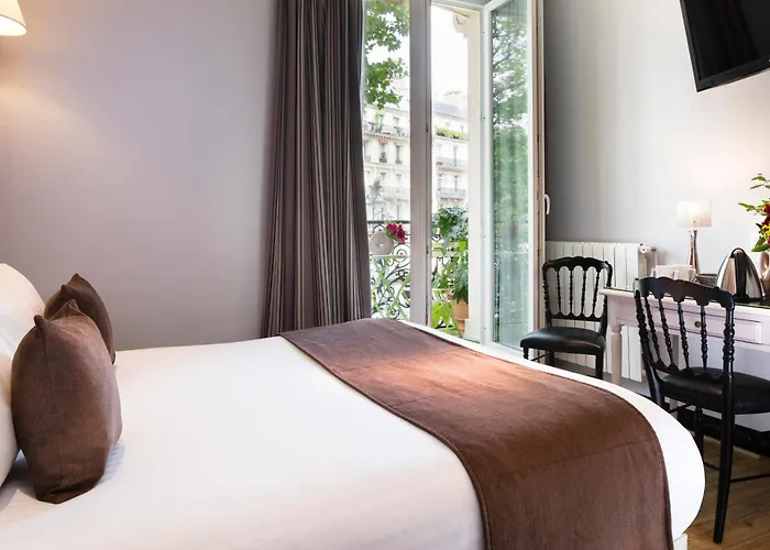 Hotel Plaza Elysees Parijs