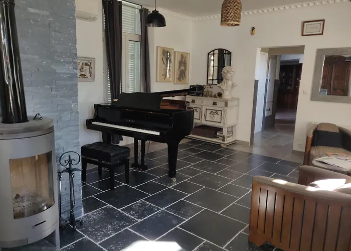 Amadeus Guest House - Chambres d'Hôtes La Seyne-sur-Mer