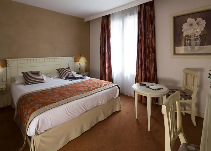 Gallician Hotels