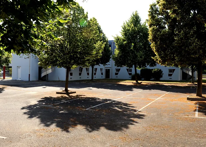 Les Mureaux Hotels