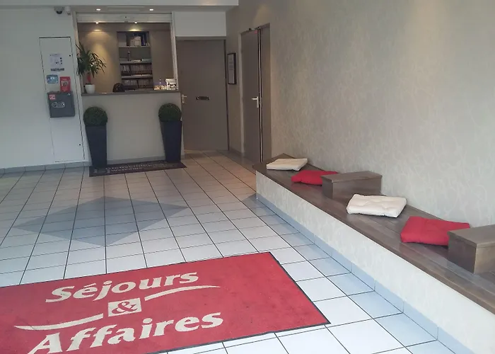 Aparthotel Sejours & Affaires Tours Leonard De Vinci