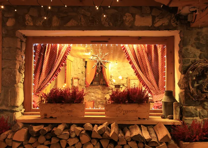 Praz-sur-Arly Hotels