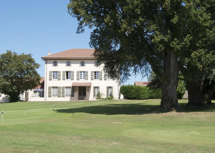 Hotel Golf De Saint Junien Avec Terrain de Golf