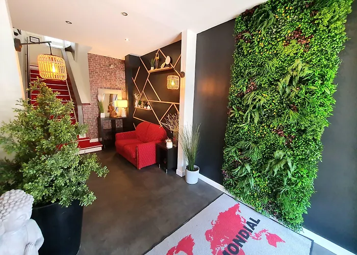 Hotel Mondial Tours