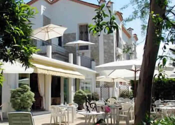 Hotel Pierre Loti Antibes Mit Golfplatz