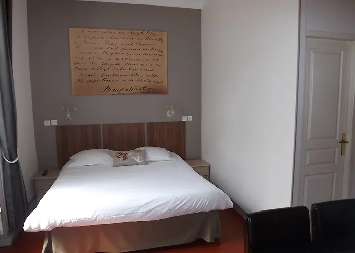 Hotel Chalet De L'Isere Cannes