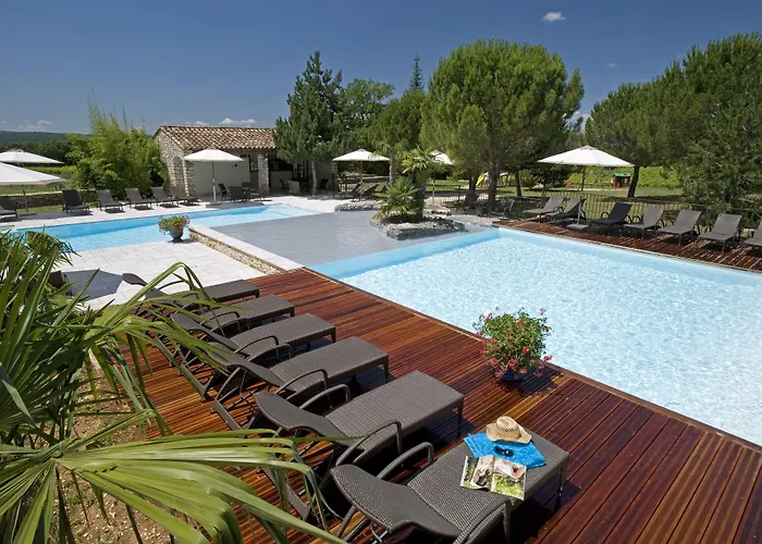 Hotels in Barjac (Gard)