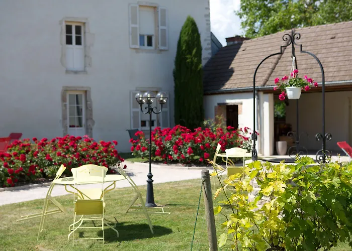 Gilly-les-Citeaux Hotels