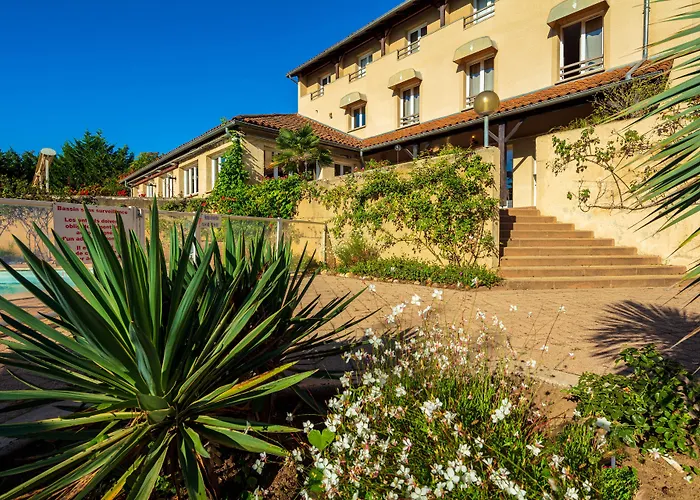 Villie-Morgon Hotels