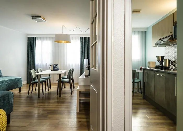 Aparthotel Adagio Paris Montmartre