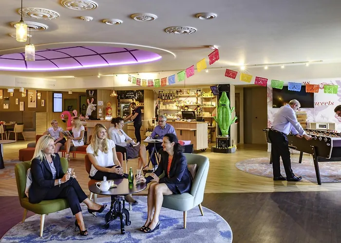 Lesquin Hotels