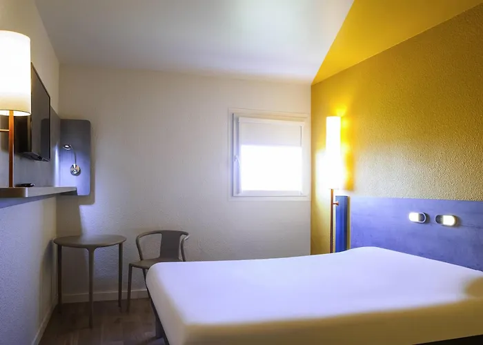 Hotels in Nuits-Saint-Georges