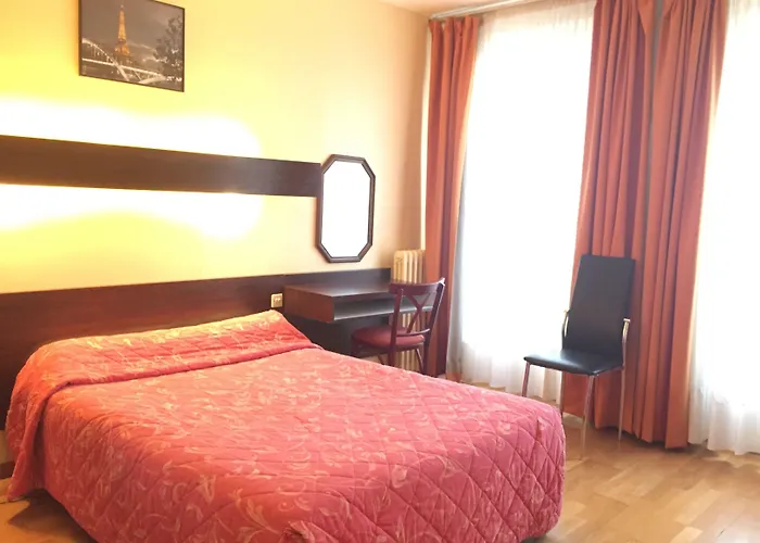 Hotel Des Pyrenees - Entre Bastille Et Nation Paris