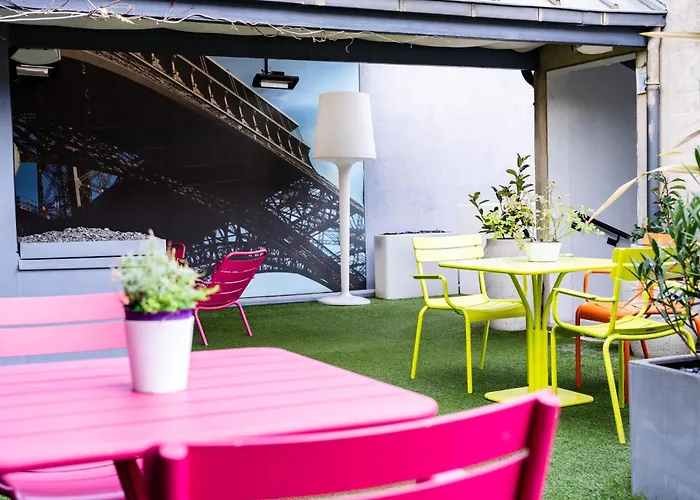 Le 7 Eiffel Hotel By Malone Paris
