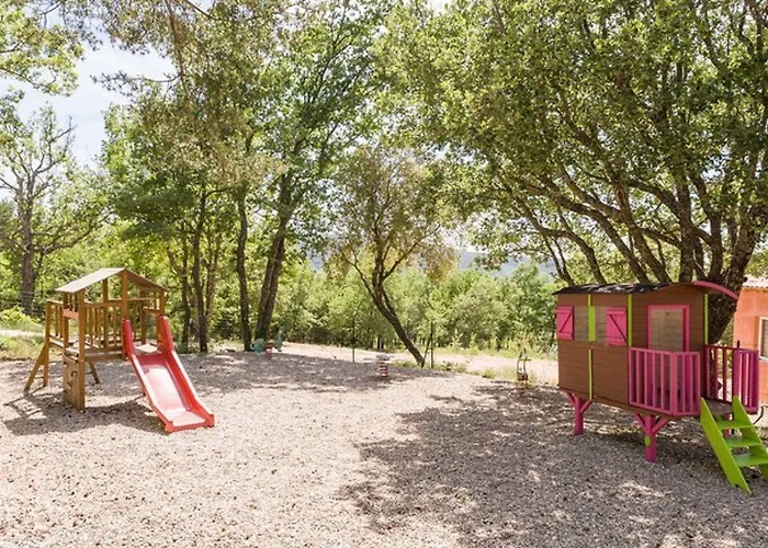 Camping Domaine De Chanteraine Les Salles-sur-Verdon