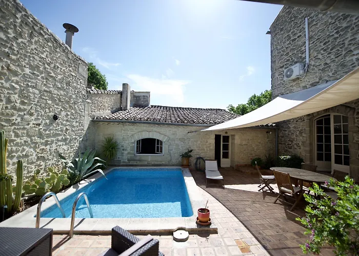 LA DEMEURE Bed&Breakfast Aubais