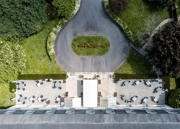 Louviers Hotels