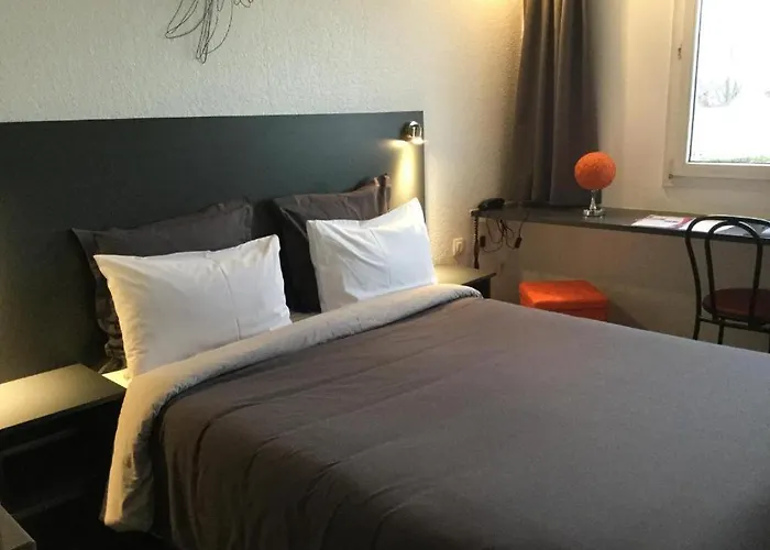 Logis Hotel Les Colonnes Strasbourg Zenith Eckbolsheim