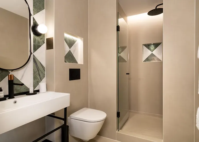 Hotel Le Richemont Paris