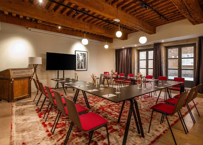 Cour Des Loges Lyon, A Radisson Collection Hotel