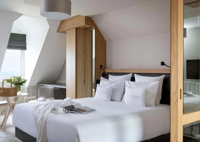 Le Croisic Hotels