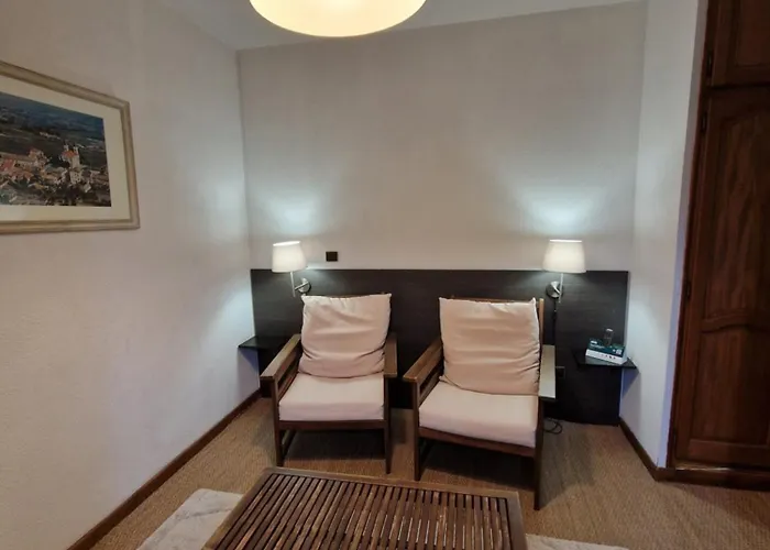 Corcelles-en-Beaujolais Hotels