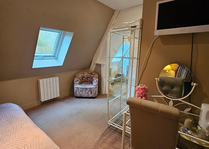 Le Vieux Pressoir Bed and Breakfast Pont-Évêque