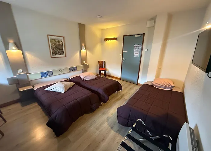 Ornans Hotels