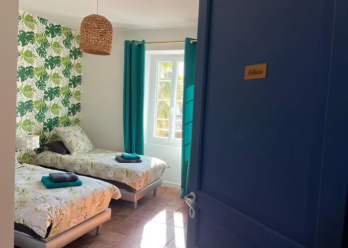 Hotel Effets Personnels Orange 