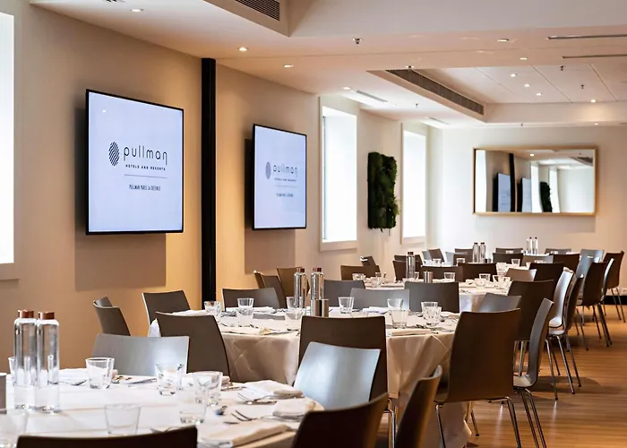 Pullman Paris La Defense Hotel Courbevoie
