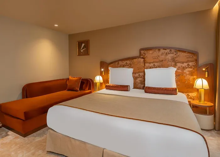 Hôtel La Bourdonnais by Inwood Hotels Paris - um hotel de 4 estrelas