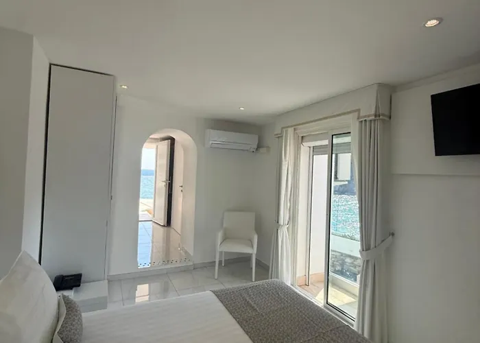 Hotels in Cavalaire-sur-Mer