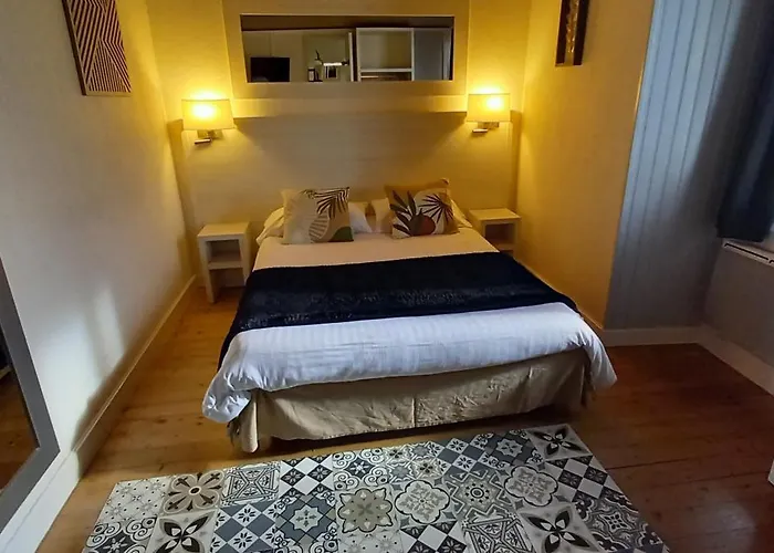 Le Relais De Launay Ploubazlanec